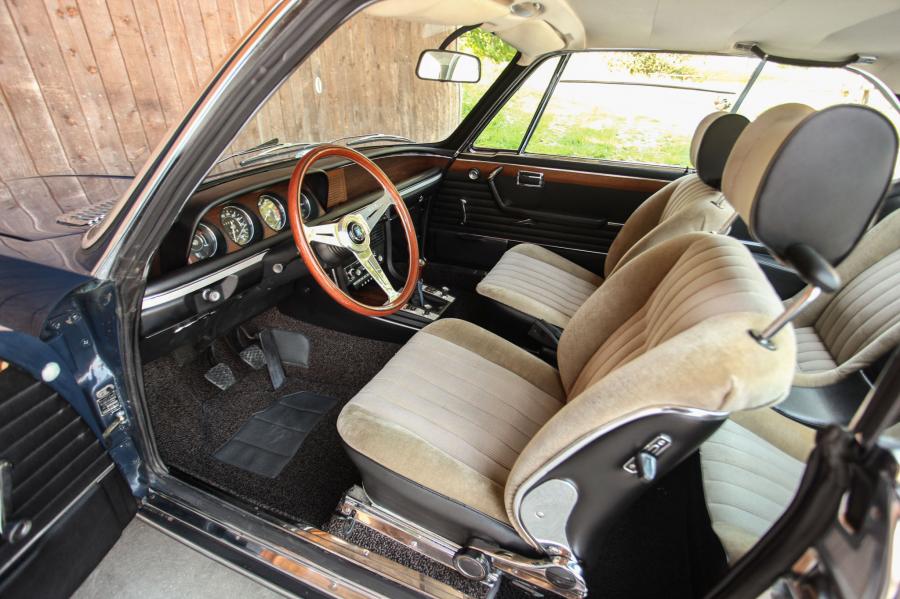 Интерьер BMW 3.0CSi (E9) 1974 года  (EU) (фото 71 из 198)